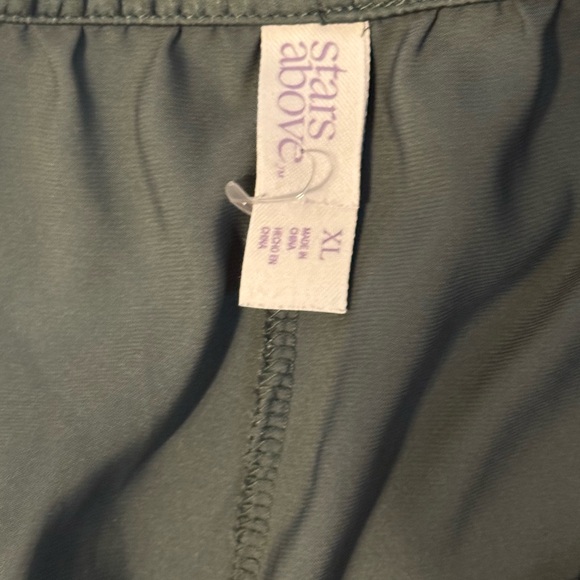 Stars Above Green Silk Pajama Set - Picture 5 of 5